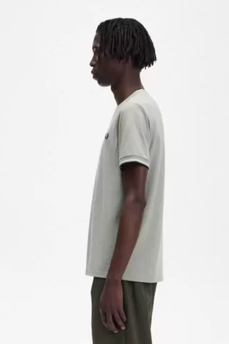 Tricou bărbătesc cu două vârfuri