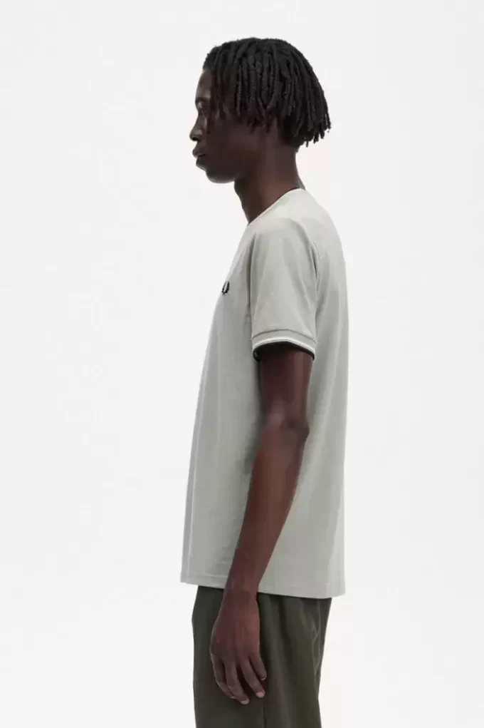 Tricou bărbătesc cu două vârfuri Tricou bărbătesc cu două vârfuri