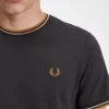 Tricou bărbătesc cu două vârfuri Tricou bărbătesc cu două vârfuri