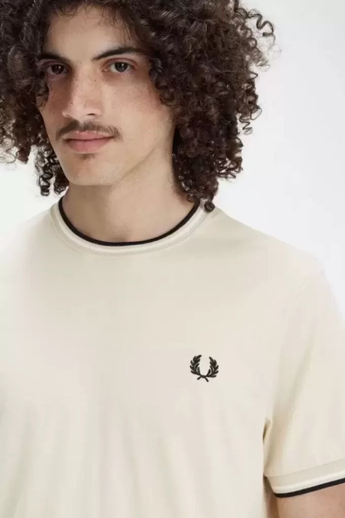 Tricou bărbătesc cu două vârfuri Tricou bărbătesc cu două vârfuri