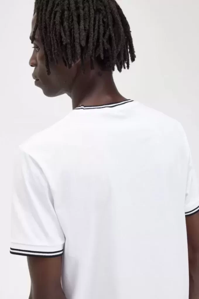 Tricou bărbătesc cu două vârfuri Tricou bărbătesc cu două vârfuri