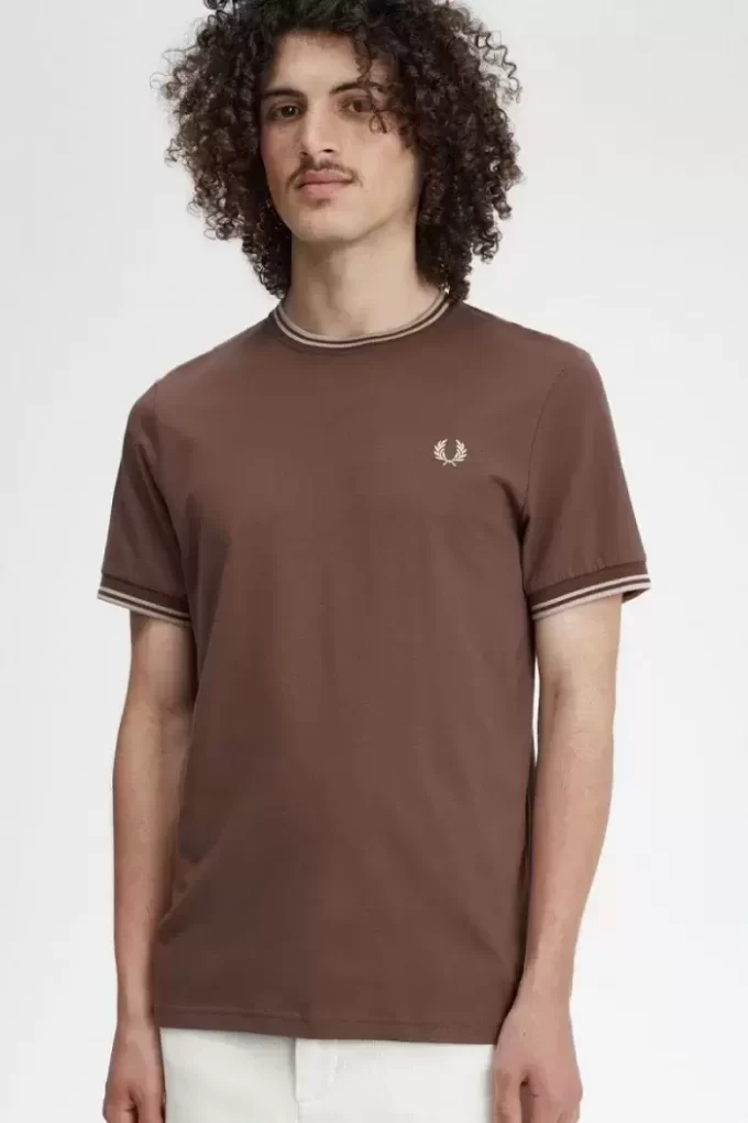 Tricou bărbătesc cu două vârfuri Tricou bărbătesc cu două vârfuri
