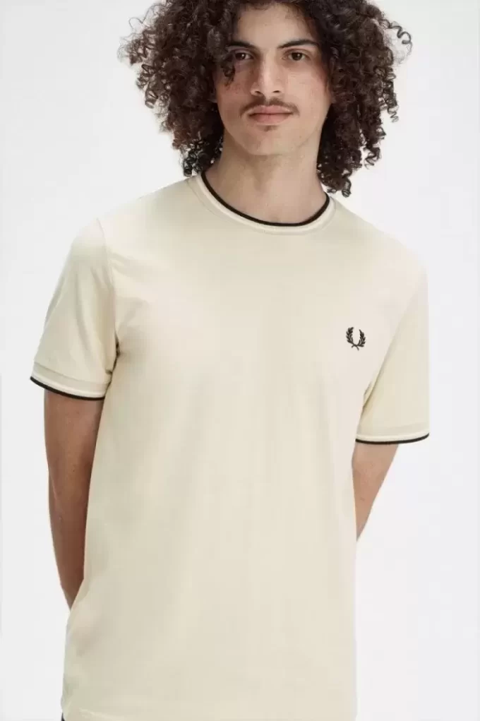 Tricou bărbătesc cu două vârfuri Tricou bărbătesc cu două vârfuri