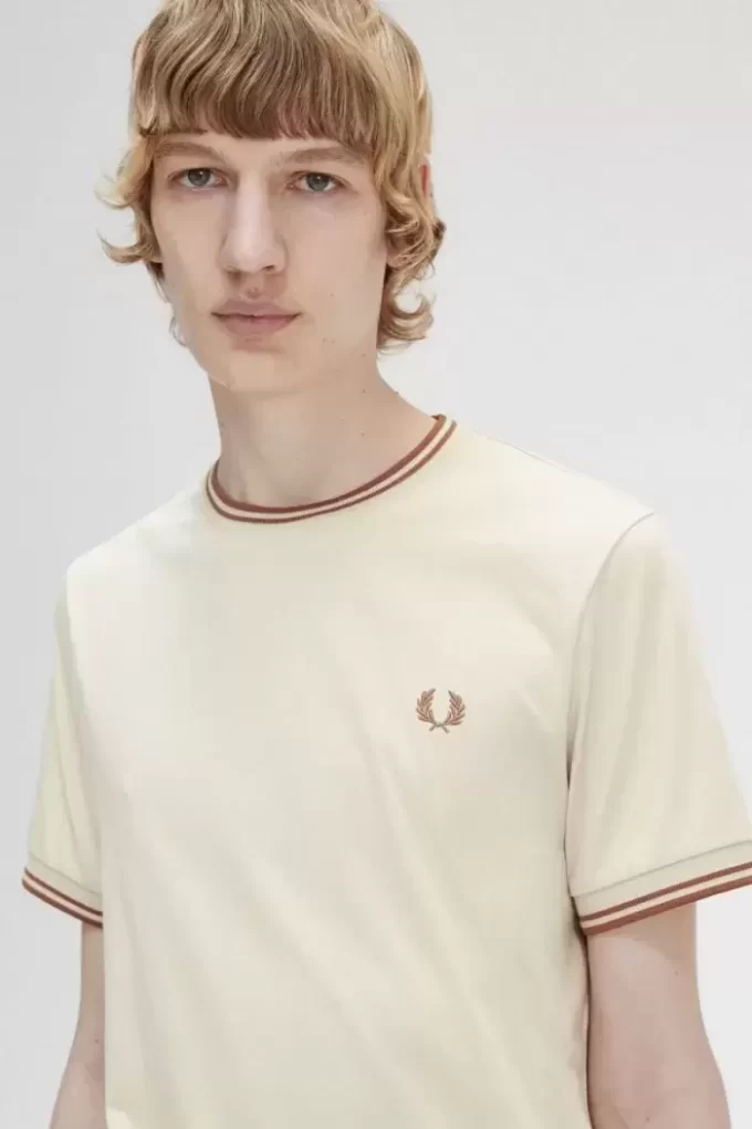 Tricou bărbătesc cu două vârfuri Tricou bărbătesc cu două vârfuri