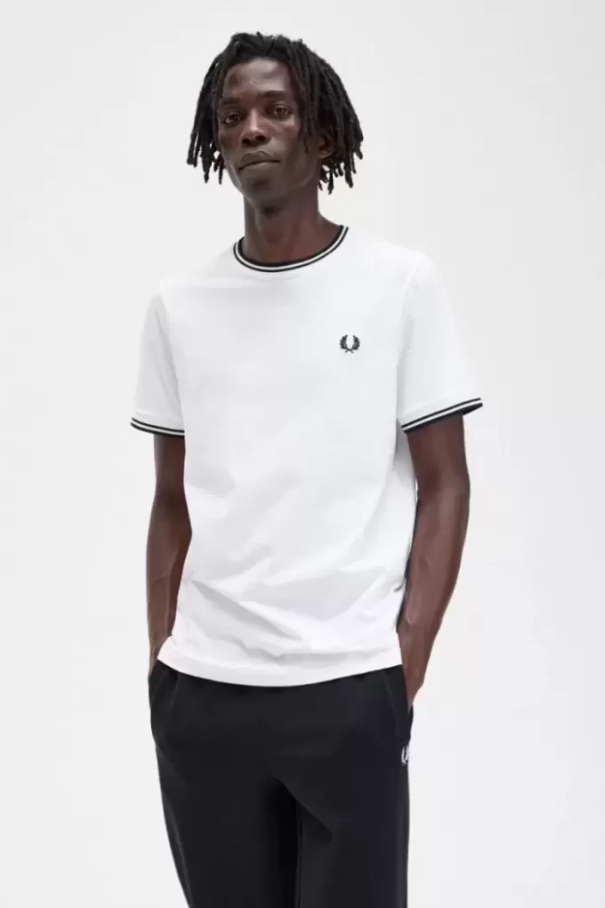 Tricou bărbătesc cu două vârfuri Tricou bărbătesc cu două vârfuri