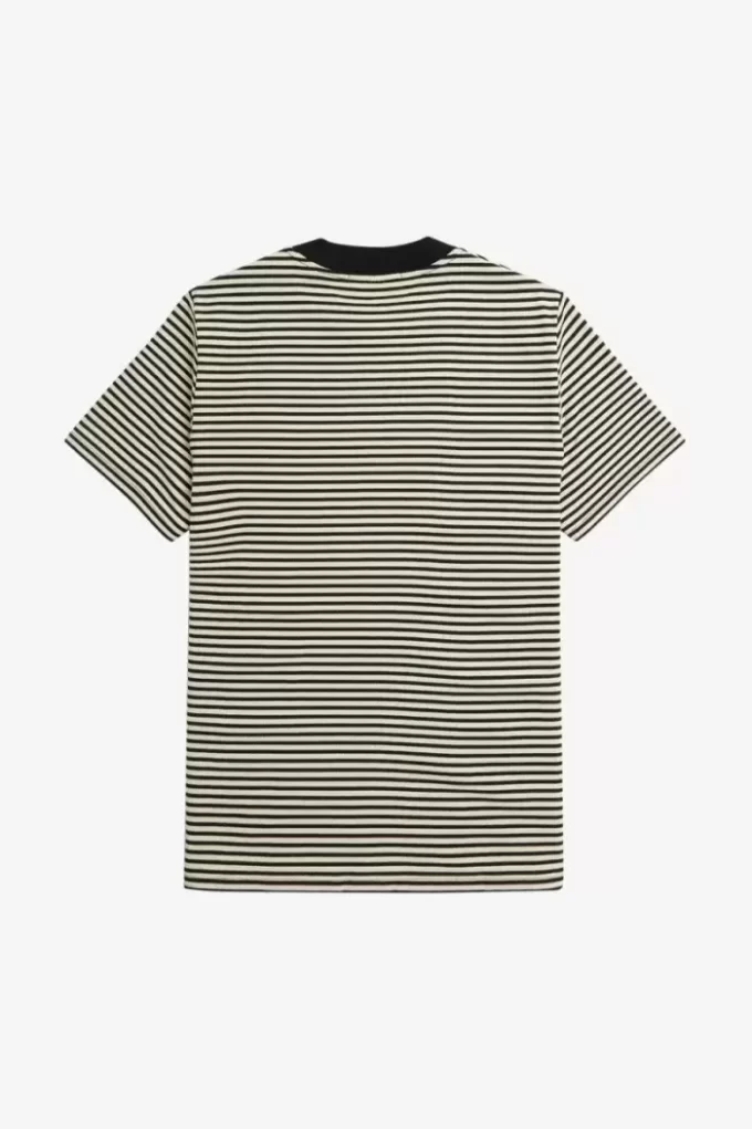 Tricou bărbătesc cu dungi fine, gros Tricou bărbătesc cu dungi fine, gros