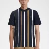 Tricou bărbătesc cu dungi gradiente Tricou bărbătesc cu dungi gradiente