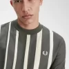 Tricou bărbătesc cu dungi gradiente Tricou bărbătesc cu dungi gradiente