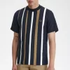 Tricou bărbătesc cu dungi gradiente Tricou bărbătesc cu dungi gradiente