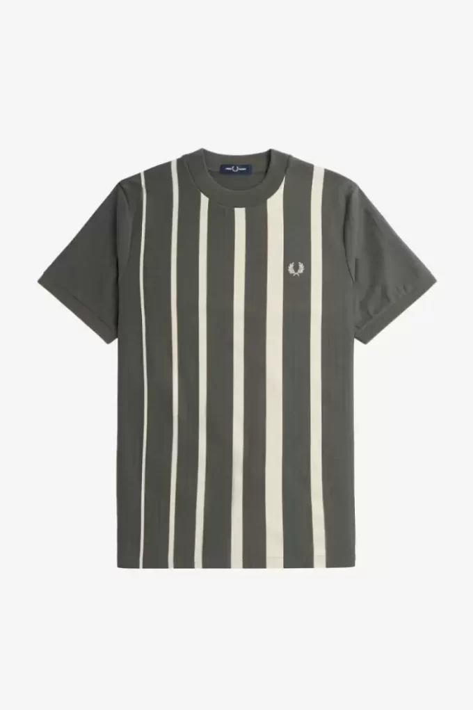 Tricou bărbătesc cu dungi gradiente Tricou bărbătesc cu dungi gradiente