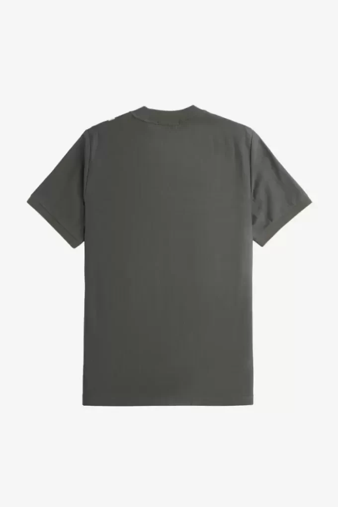 Tricou bărbătesc cu dungi gradiente Tricou bărbătesc cu dungi gradiente