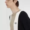 Tricou bărbătesc cu dungi, tricotat fin Tricou bărbătesc cu dungi, tricotat fin