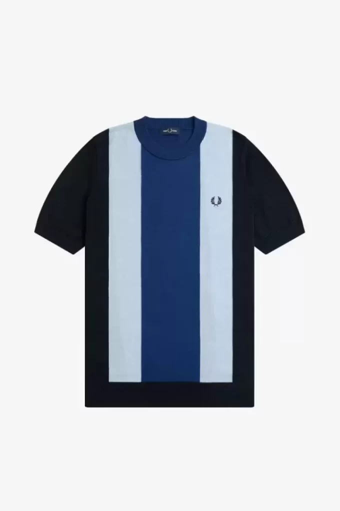 Tricou bărbătesc cu dungi, tricotat fin Tricou bărbătesc cu dungi, tricotat fin