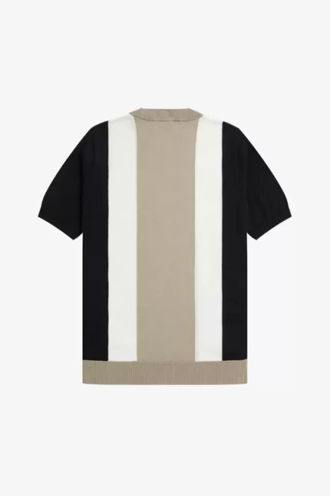 Tricou bărbătesc cu dungi, tricotat fin Tricou bărbătesc cu dungi, tricotat fin