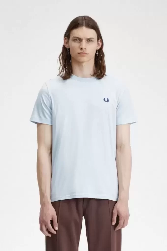 Tricou bărbătesc cu guler rotund Tricou bărbătesc cu guler rotund