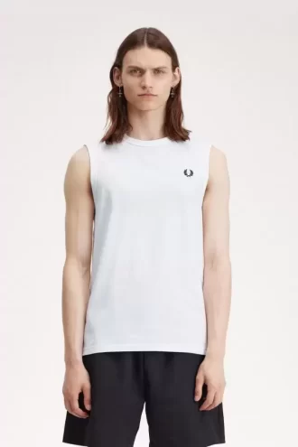 Tricou bărbătesc cu guler rotund