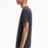 Tricou bărbătesc cu guler rotund Tricou bărbătesc cu guler rotund