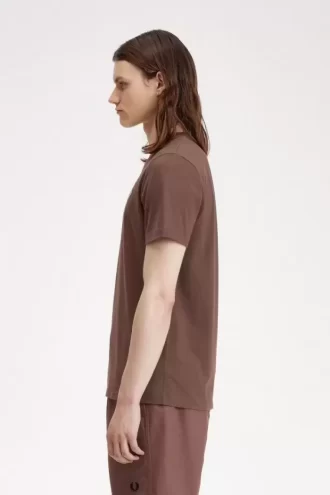 Tricou bărbătesc cu guler rotund