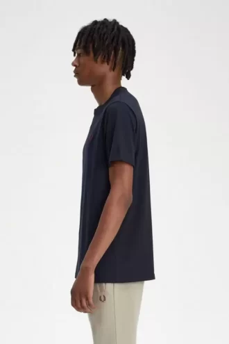 Tricou bărbătesc cu guler rotund