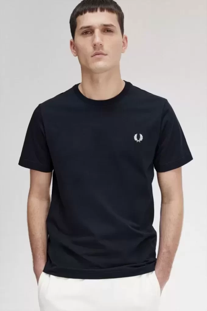 Tricou bărbătesc cu guler rotund Tricou bărbătesc cu guler rotund