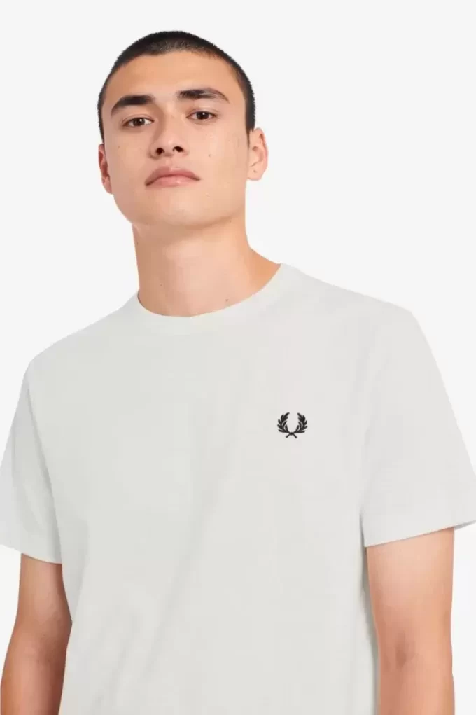 Tricou bărbătesc cu guler rotund Tricou bărbătesc cu guler rotund