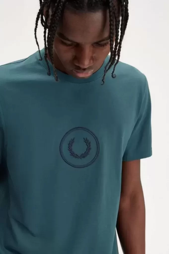 Tricou bărbătesc cu logo-ul Circle Tricou bărbătesc cu logo-ul Circle