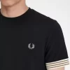 Tricou bărbătesc cu manșetă în dungi Tricou bărbătesc cu manșetă în dungi