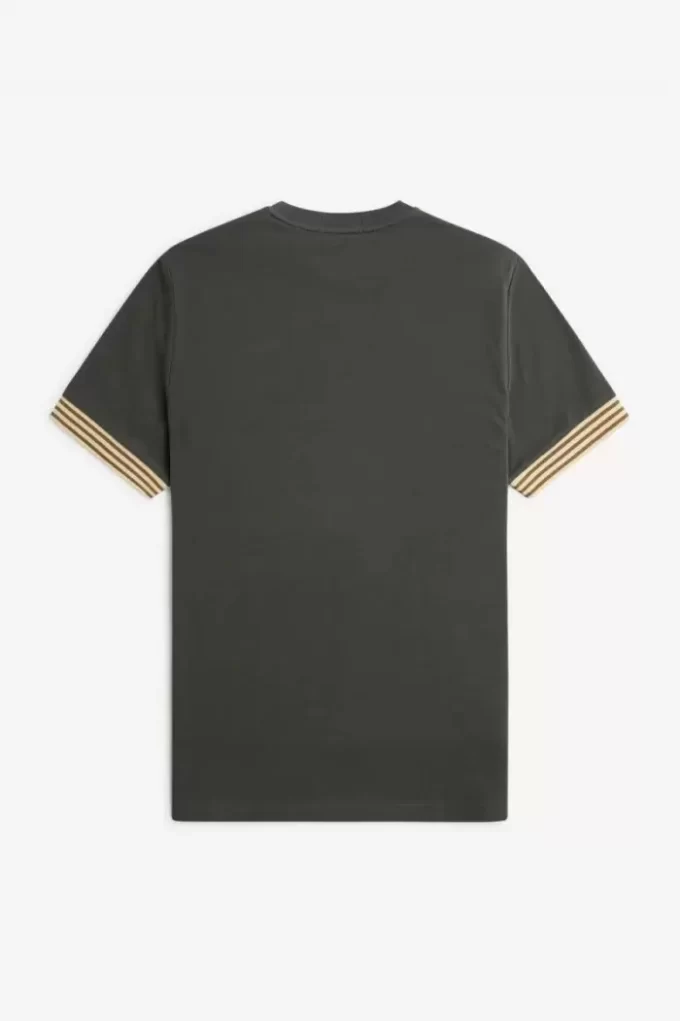 Tricou bărbătesc cu manșetă în dungi Tricou bărbătesc cu manșetă în dungi