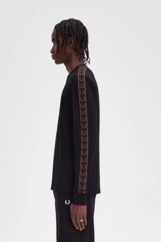 Tricou bărbătesc cu mânecă lungă și bandă adezivă