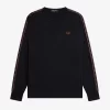 Tricou bărbătesc cu mânecă lungă și bandă adezivă Tricou bărbătesc cu mânecă lungă și bandă adezivă