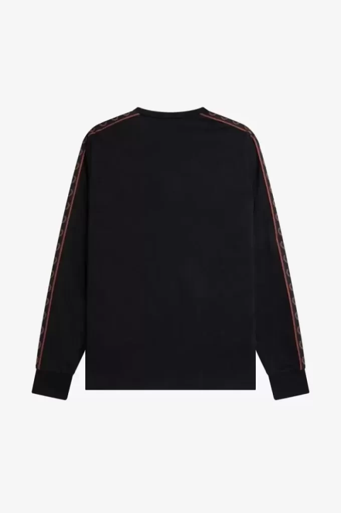 Tricou bărbătesc cu mânecă lungă și bandă adezivă Tricou bărbătesc cu mânecă lungă și bandă adezivă