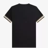 Tricou bărbătesc din piqué cu vârfuri îndrăznețe Tricou bărbătesc din piqué cu vârfuri îndrăznețe