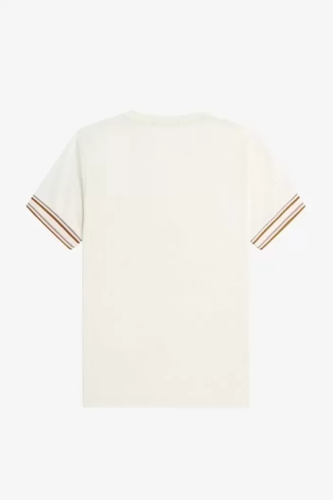 Tricou bărbătesc din piqué cu vârfuri îndrăznețe Tricou bărbătesc din piqué cu vârfuri îndrăznețe