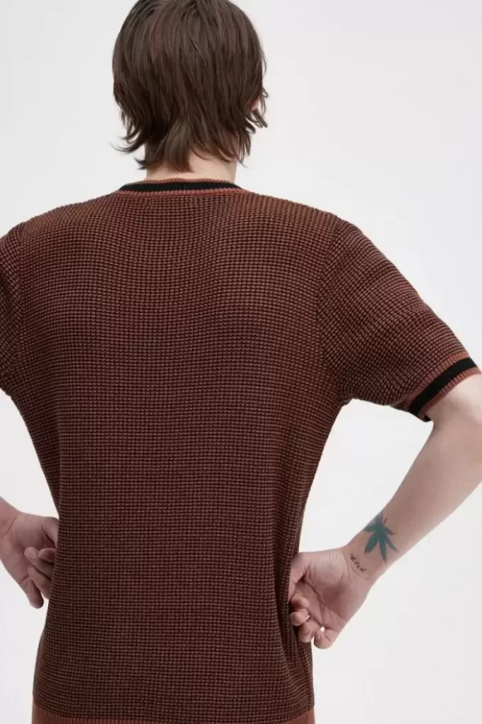 Tricou bărbătesc tricotat texturat Tricou bărbătesc tricotat texturat