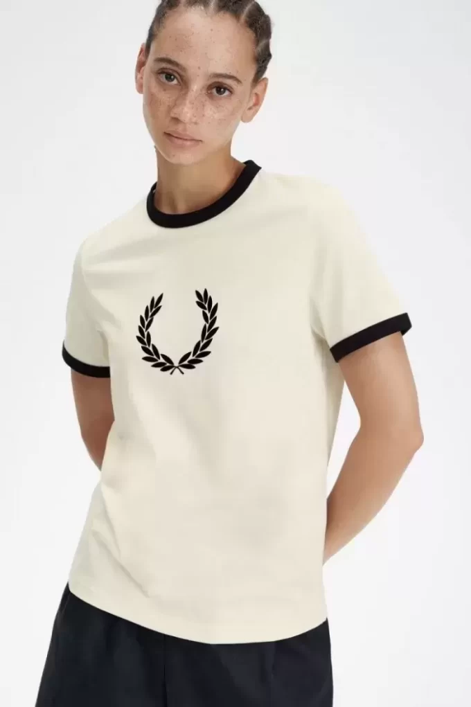 Tricou de damă cu coroană de laur și imprimeu plușat Tricou de damă cu coroană de laur și imprimeu plușat