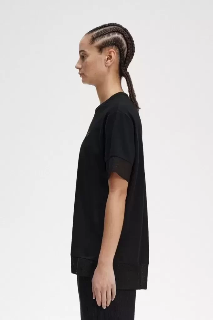 Tricou de damă cu garnitură transparentă din piqué Tricou de damă cu garnitură transparentă din piqué