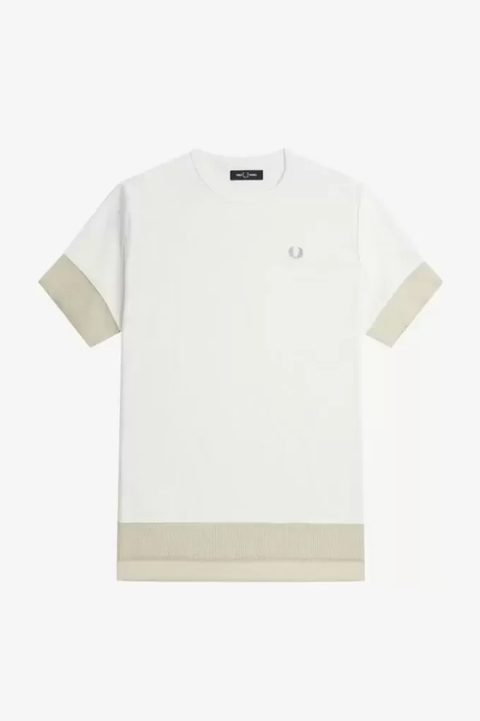 Tricou de damă cu garnitură transparentă din piqué Tricou de damă cu garnitură transparentă din piqué