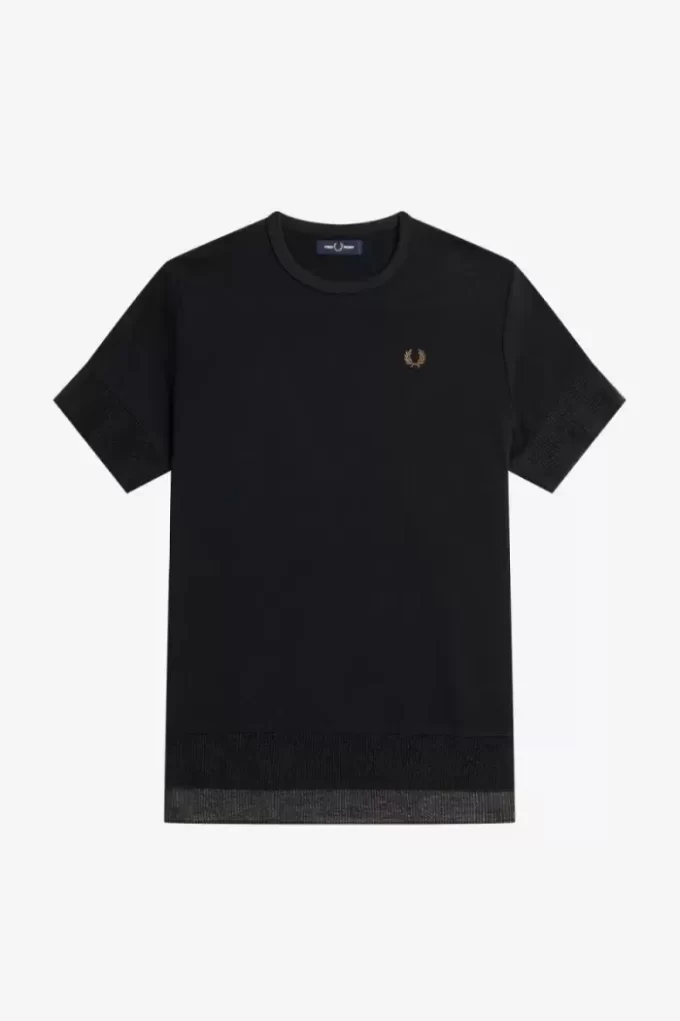 Tricou de damă cu garnitură transparentă din piqué Tricou de damă cu garnitură transparentă din piqué