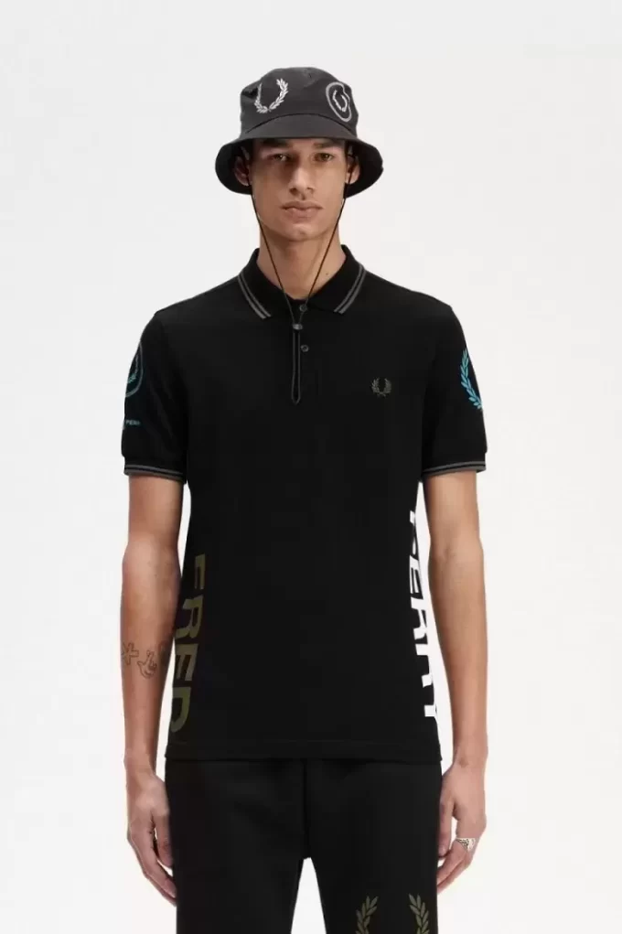 Tricou polo bărbătesc cu logo grafic Tricou polo bărbătesc cu logo grafic