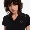 Tricou polo pentru femei din piqué cu guler deschis Tricou polo pentru femei din piqué cu guler deschis