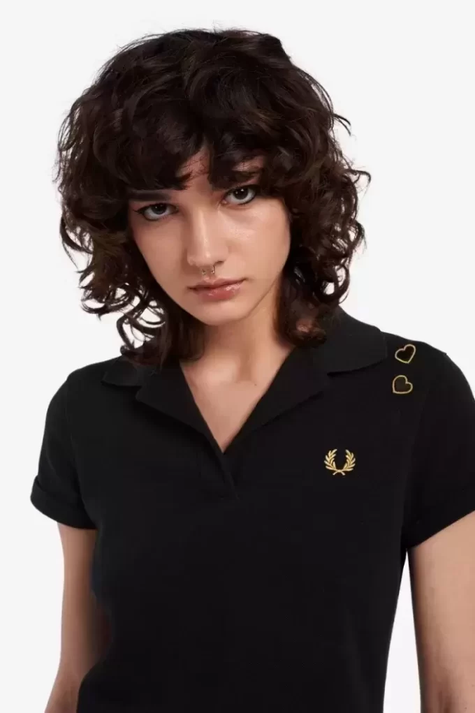 Tricou polo pentru femei din piqué cu guler deschis Tricou polo pentru femei din piqué cu guler deschis