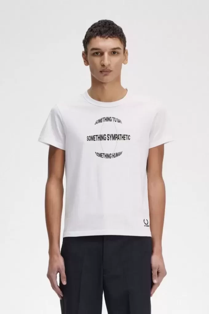 Tricou slim-fit pentru bărbați, cu imprimeu Tricou slim-fit pentru bărbați, cu imprimeu
