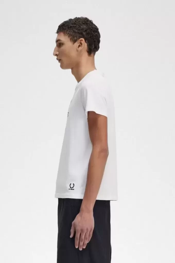 Tricou slim-fit pentru bărbați, cu imprimeu Tricou slim-fit pentru bărbați, cu imprimeu